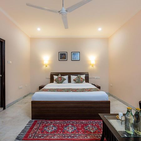 Nine Palms Resort Jaipur Buitenkant foto